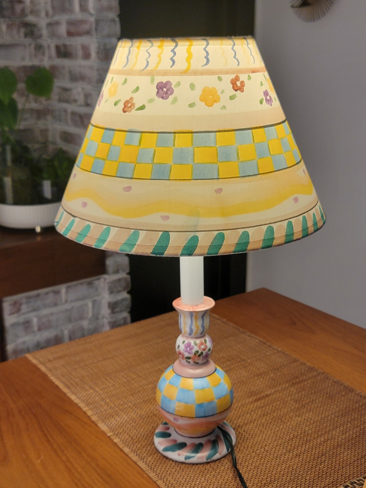 VTG 1990's MACKENZIE-CHILDS Hand-Painted TABLE LAMP & SHADE Checkerboard-Floral 