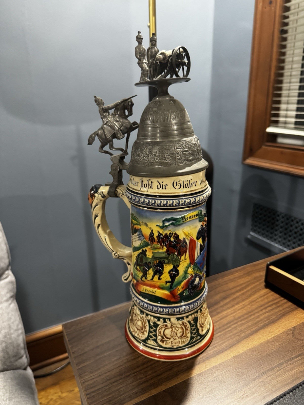 VINTAGE GERMAN REGIMENTAL 1/2L BEER STEIN
