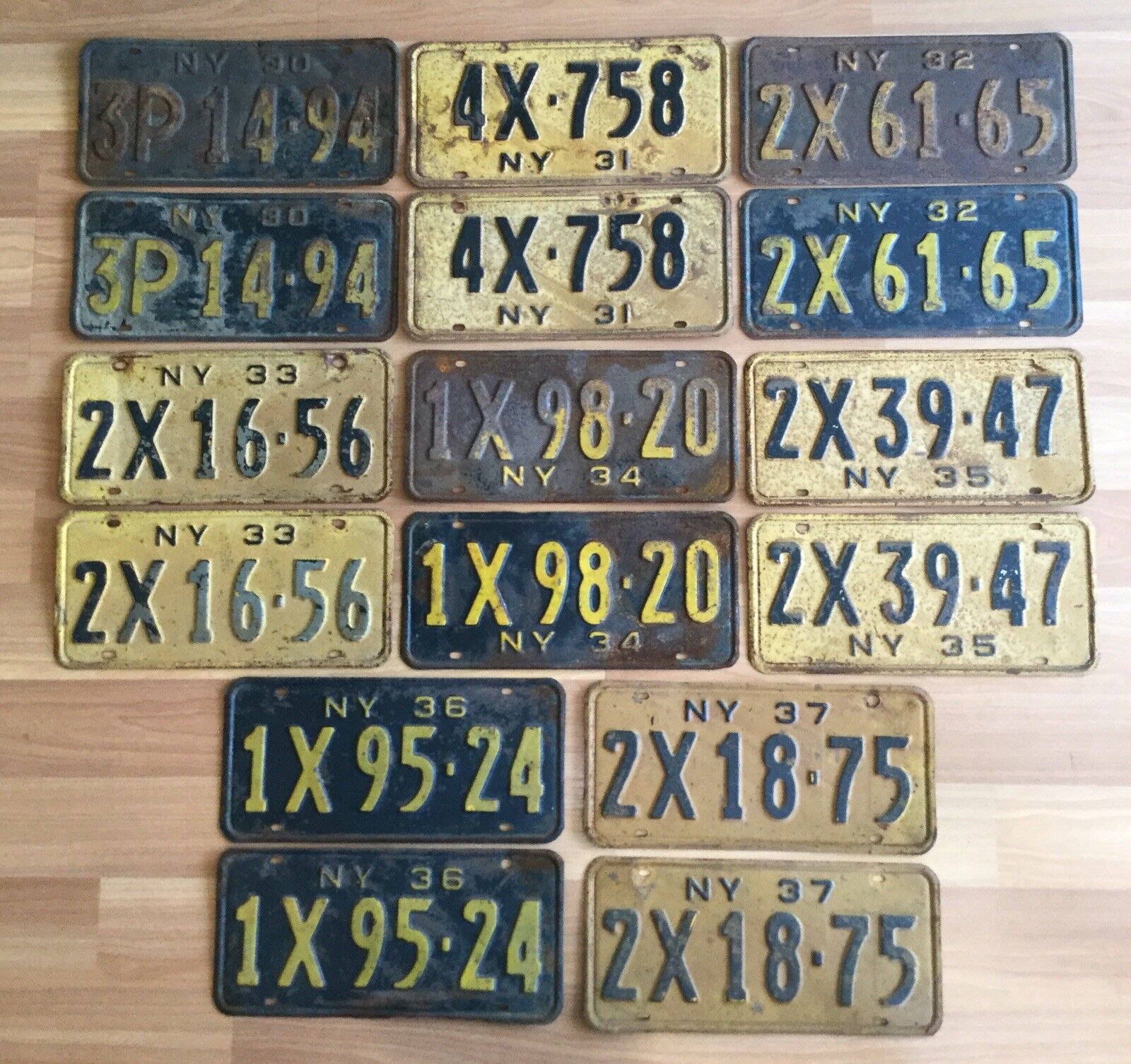 OLD VTG ANTIQUE 1930-1937 NY LICENSE PLATE METAL AUTOMOBILE CAR 8 PAIR LOT OF 16
