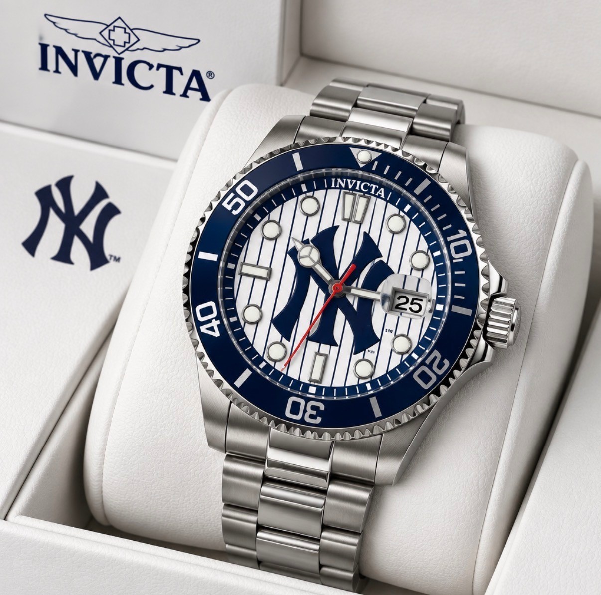 $300 INVICTA NEW YORK YANKEES 43mm SPECIAL EDITION WATCH -STUNNING