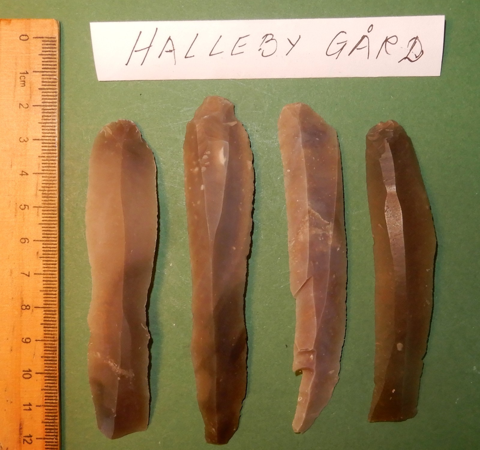 GREAT GROUP OF BLADE TOOLS. BLADE Knifes. DANISH STONE AGE. -High quality items