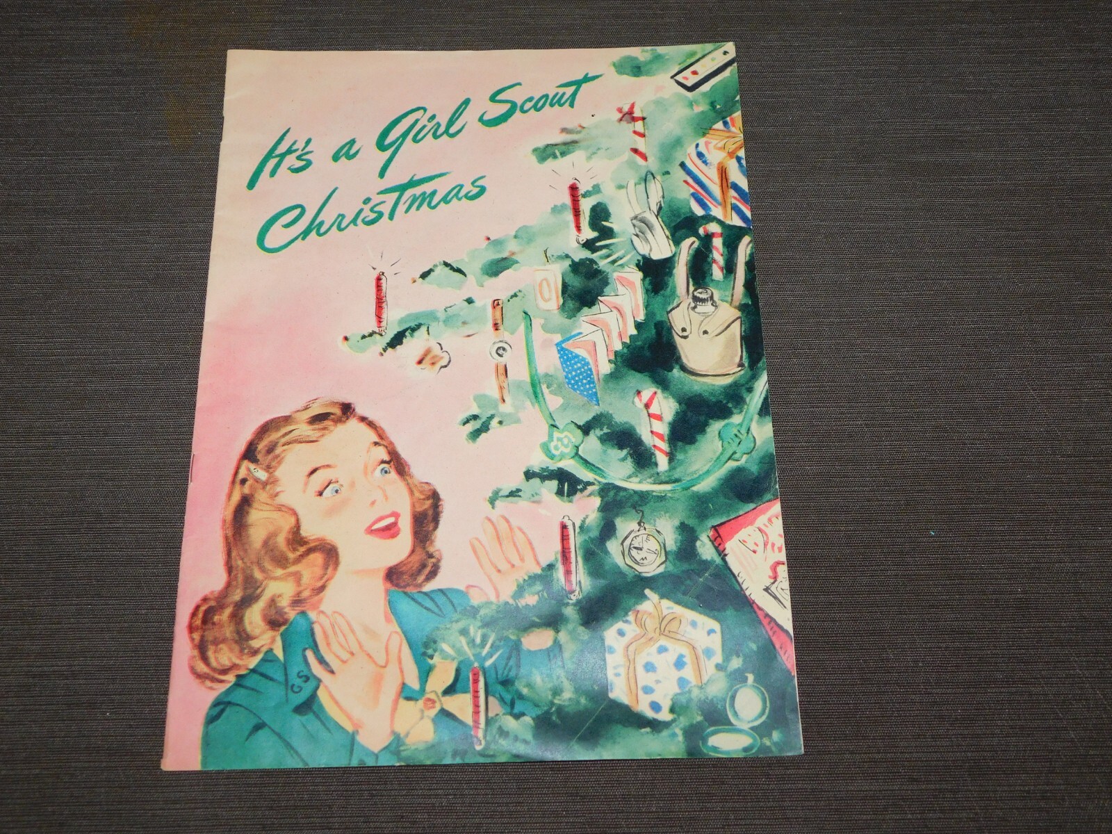 VINTAGE GSA  ITS A GIRL SCOUT CHRISTMAS UNIFORM EQUIPMENT PRICE GUIDE
