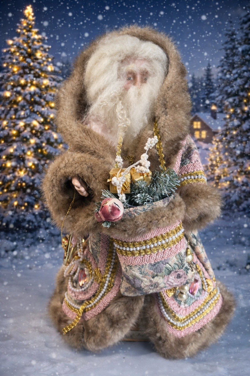 Martha Pippen Pere Noel France Santa Figure 1995 Floral Fur Trim Wood Base 19\