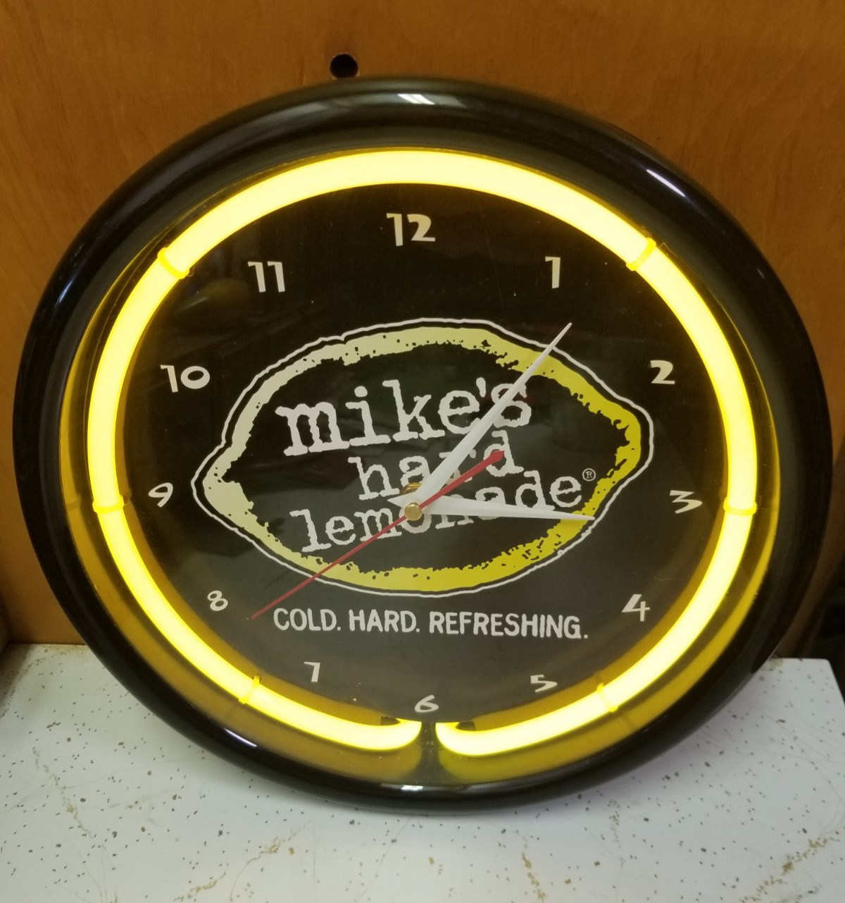 Mike\'s Hard Lemonade Neon Wall Clock Sign Tested and Working