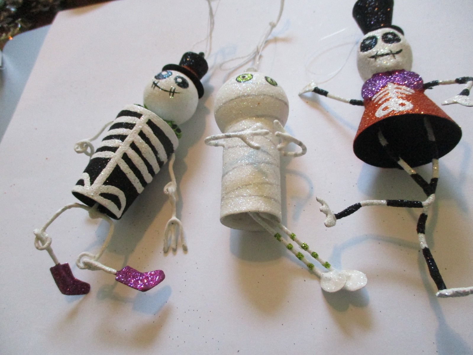 Lot of (3) Pier 1 Halloween Ornaments 