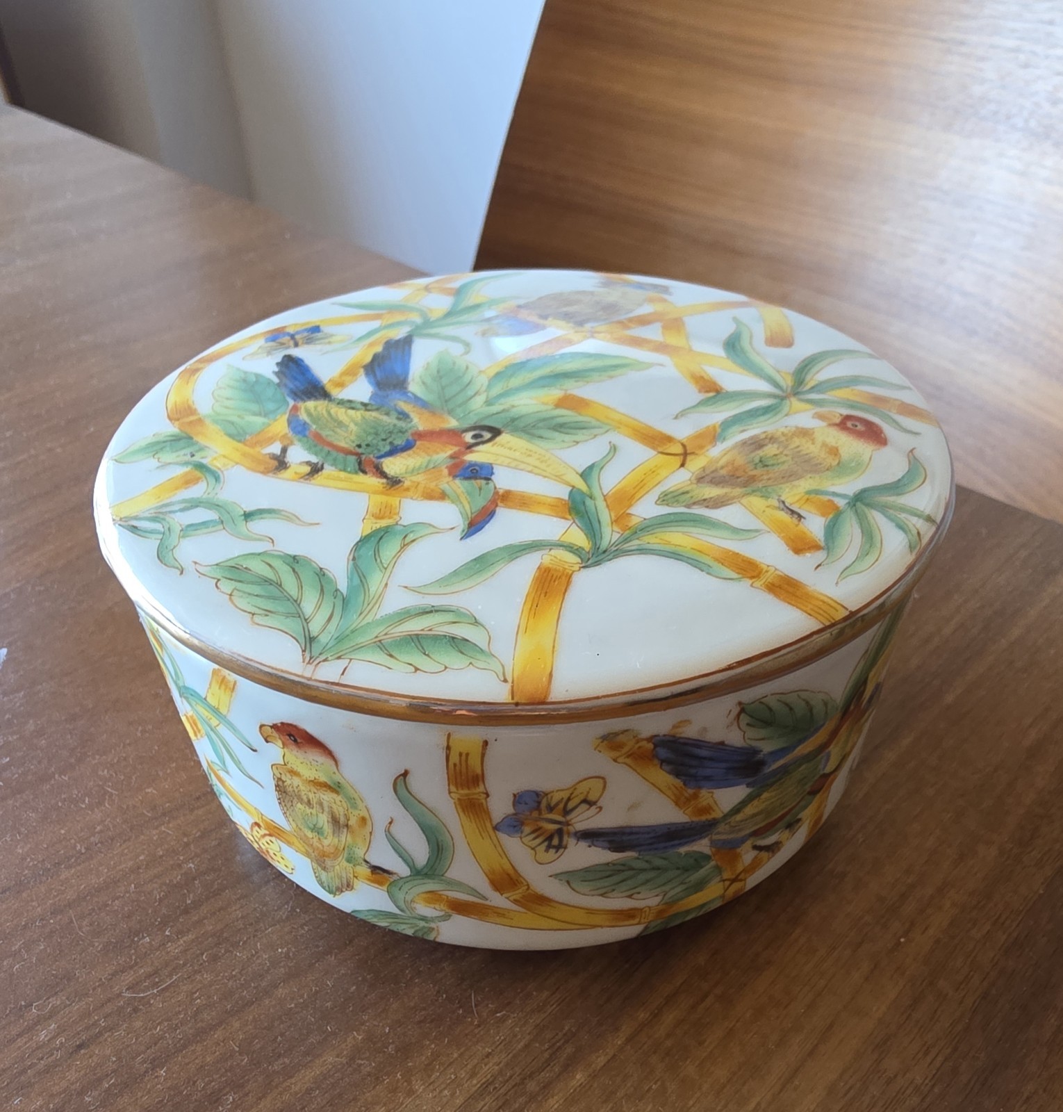 VRare Vintage Fabienne Jouvin Paris Toucans Birds Hand Painted Trinket Box EuC