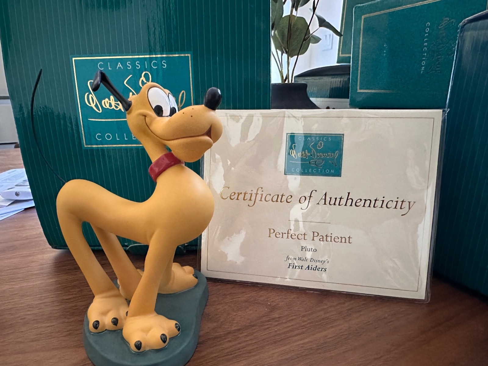 Walt Disney Pluto, Perfect Patient With Box/COA 