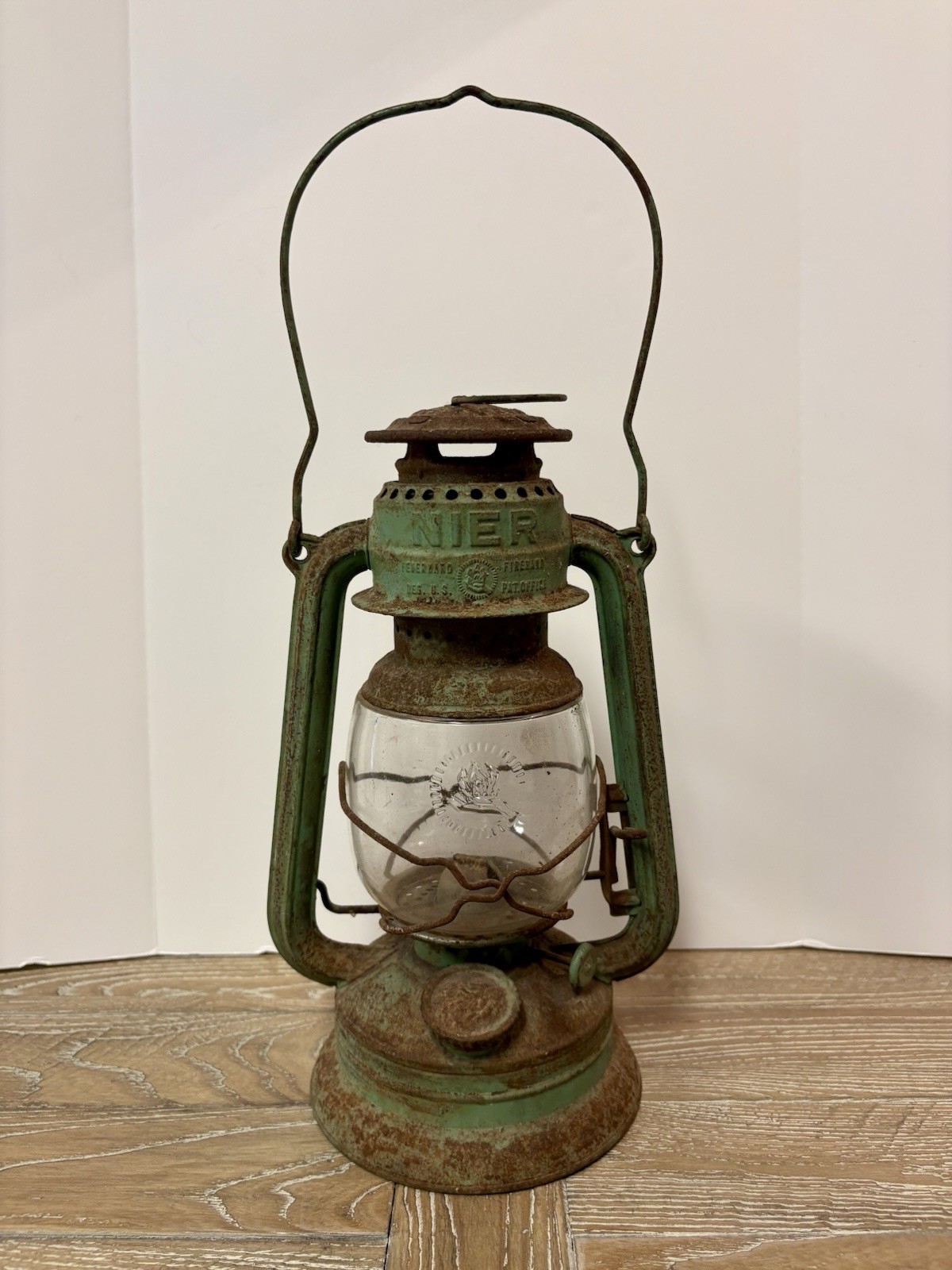 Vintage Nier Feuerhand Nr 270 Logo Embossed Green Hurricane Lantern Pre-WWII