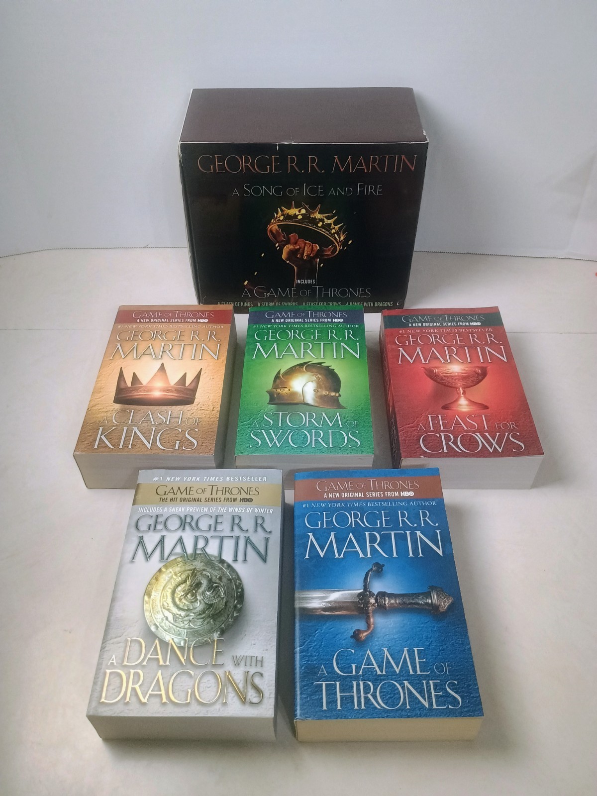 George R. R. Martin\'s 5-Book box Set A Game of Thrones  (Song of Ice and Fire)