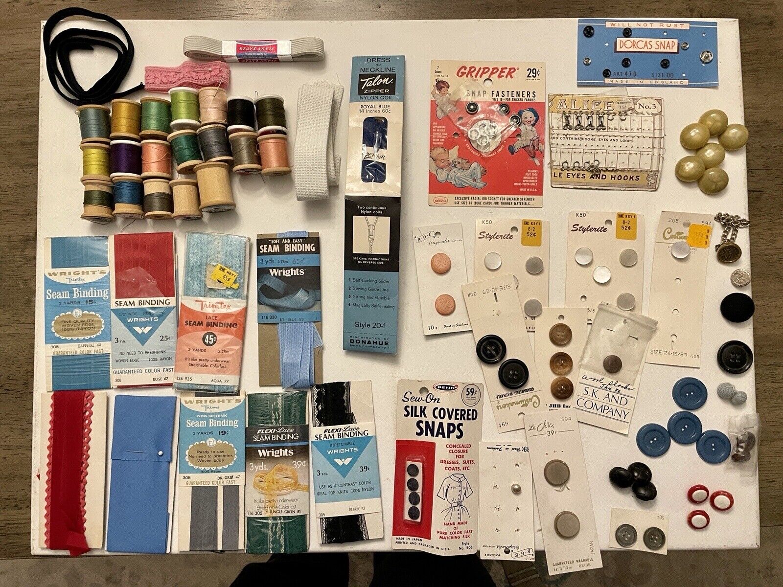 Vintage Sewing Lot - Thread , Snaps , Zipper, Buttons , Binding, -Estate Find