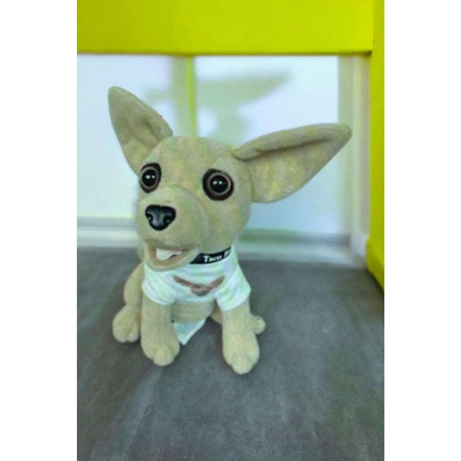 1990s Vintage Taco Bell Talking Chihuahua Plush Toy - Brand New