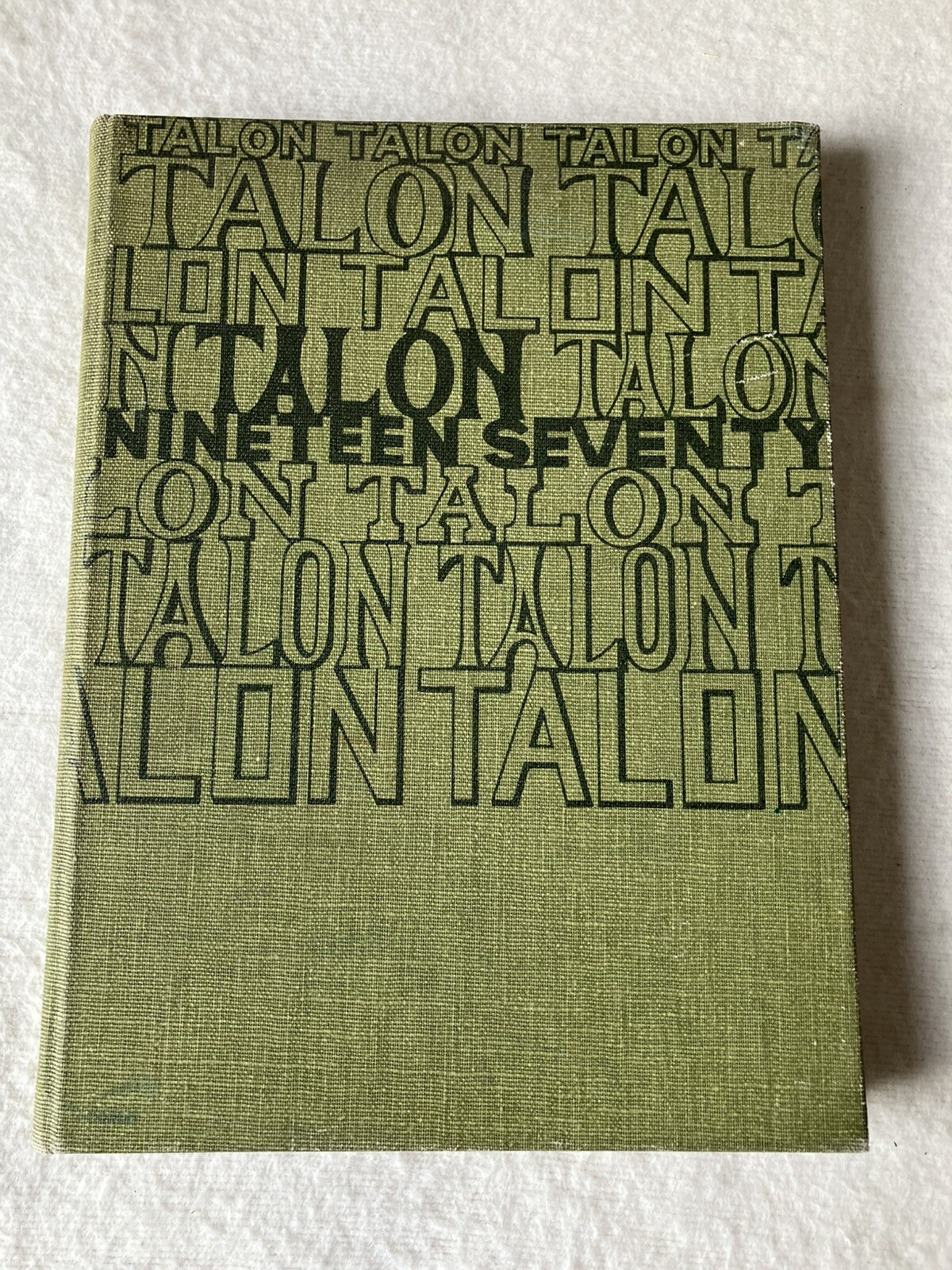 Vintage Hillcrest High School 1970 Yearbook Illinois TALON hippie Vietnam era