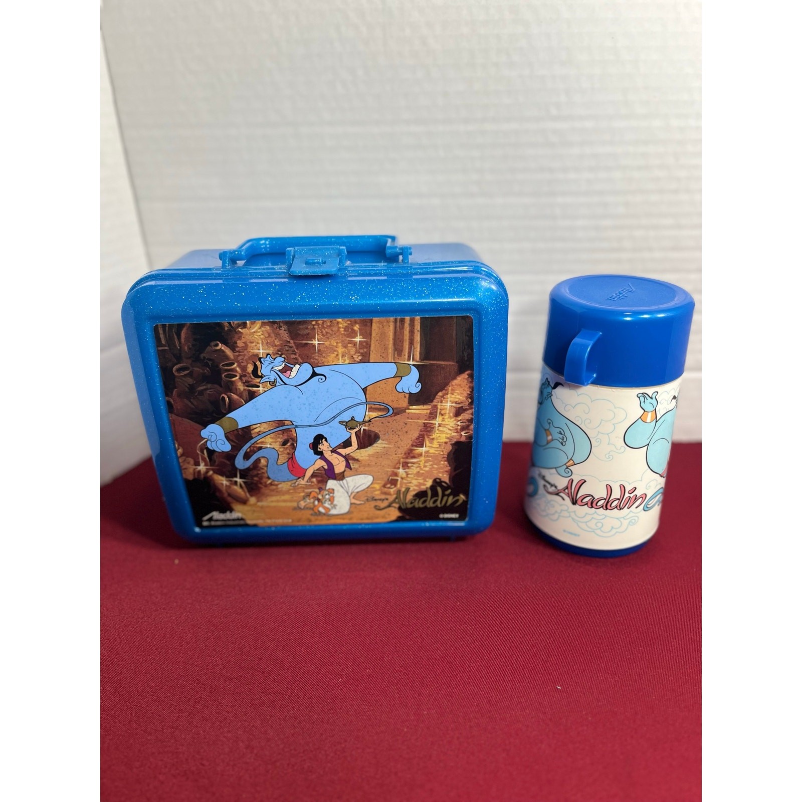 Vintage93 Disney Aladdin Plastic Lunchbox with Matching Thermos Set Glitter Blue Vintage93 Disney Aladdin Plastic Lunchbox with Matching Thermos Set Glitter Blue
