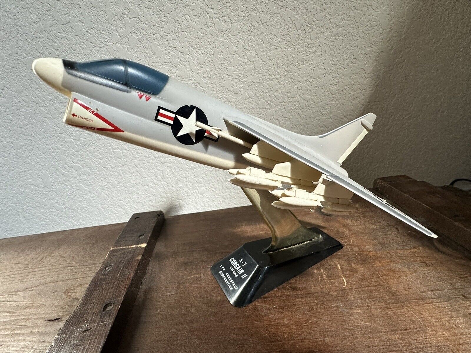 Vintage LTV Aerospace Corporation A-7 Corsair II 1/48 Desk Model