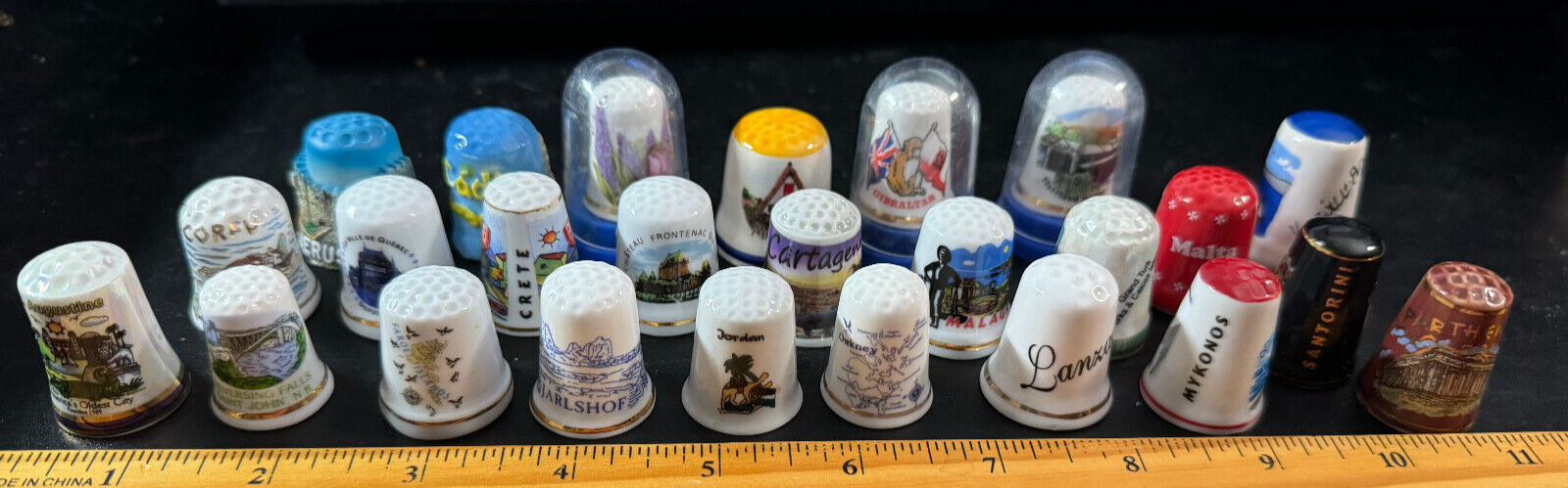 Lot of 25 porcelain thimbles - worldwide cities souvenirs - excellent