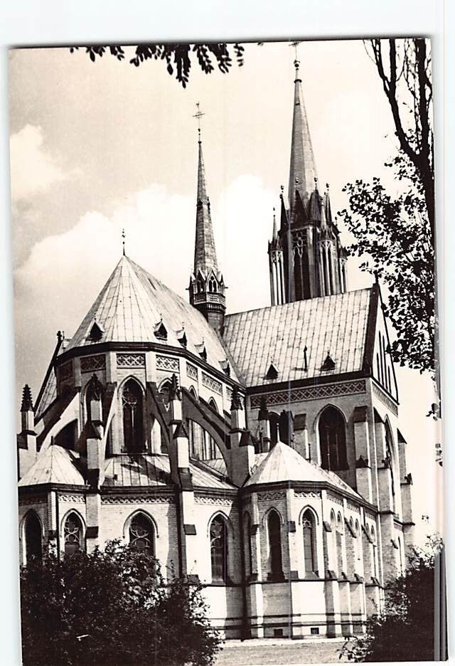 Postcard Neogotycka katedra od strony prezbiterium Łódź Poland