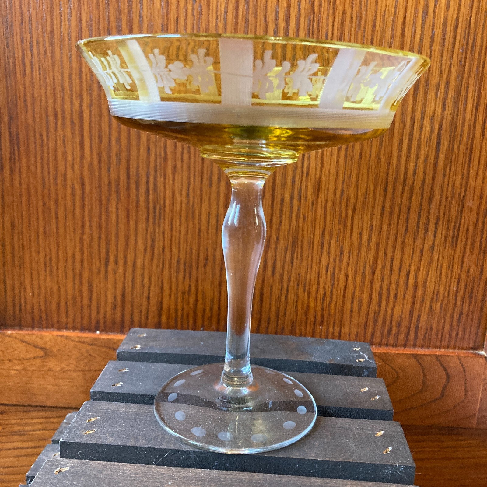 Vintage Yellow Glass Pedestal Footed Bowl Compote Art Deco Etched Frosted Design