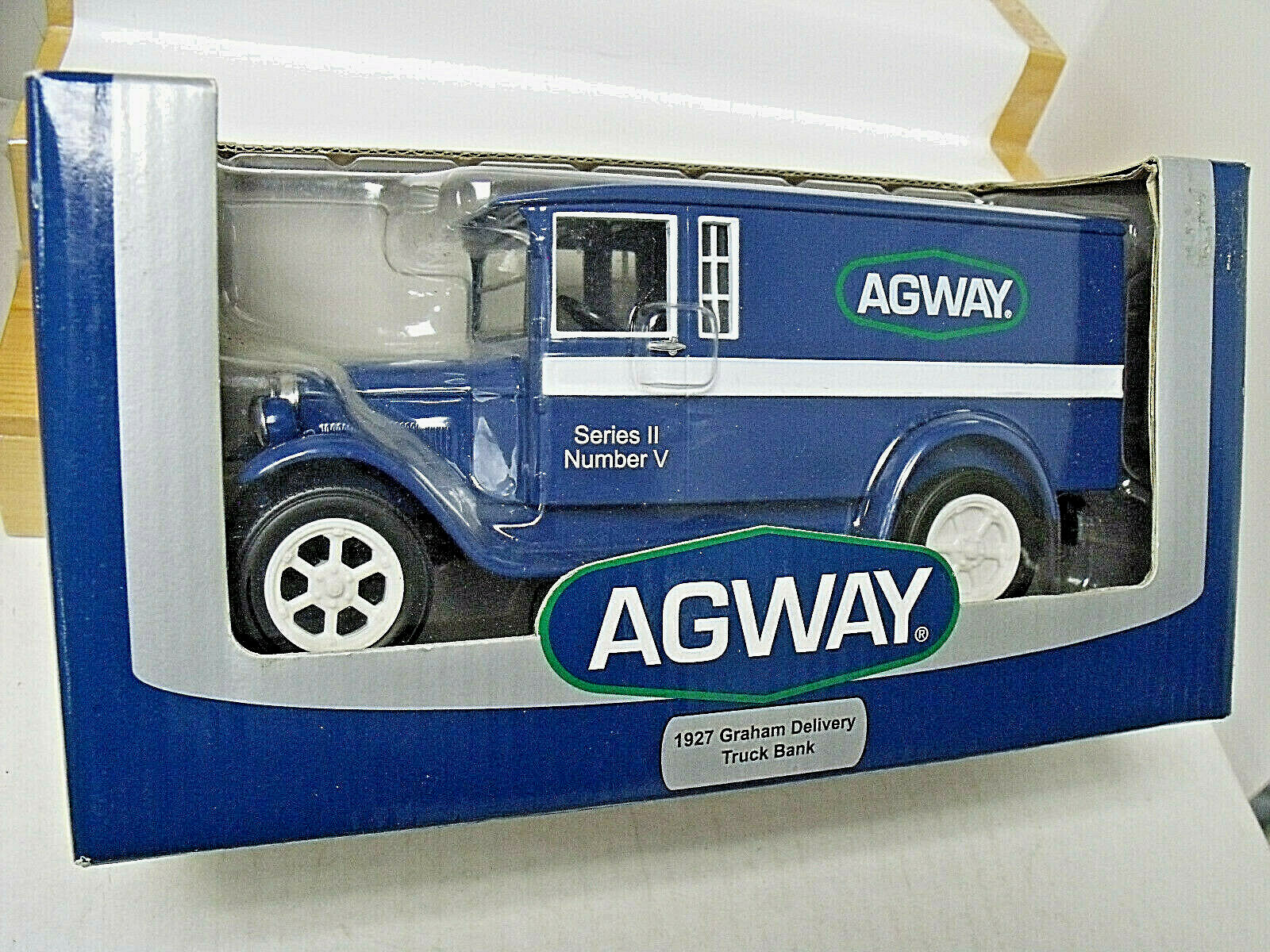 ERTL1:25 REPLICA,1927 GRAHAM DELIVERY, BANK, AGWAY SERIES II V, NEW COND,W/BOX