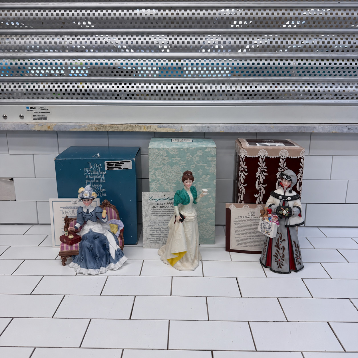 Avon Mrs. Albee President’s Club Porcelain Figurines Vintage 1990s Limited Ed Avon Mrs. Albee President’s Club Porcelain Figurines Vintage 1990s Limited Ed