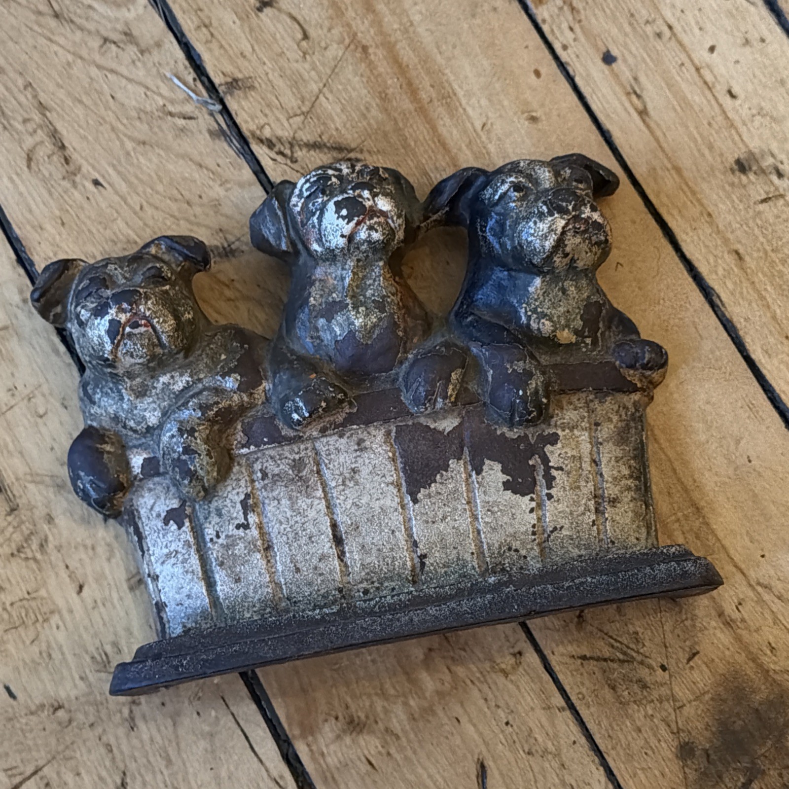 1930’s Wilcox Cast Iron Doorstop Three Baby Bullies Vintage