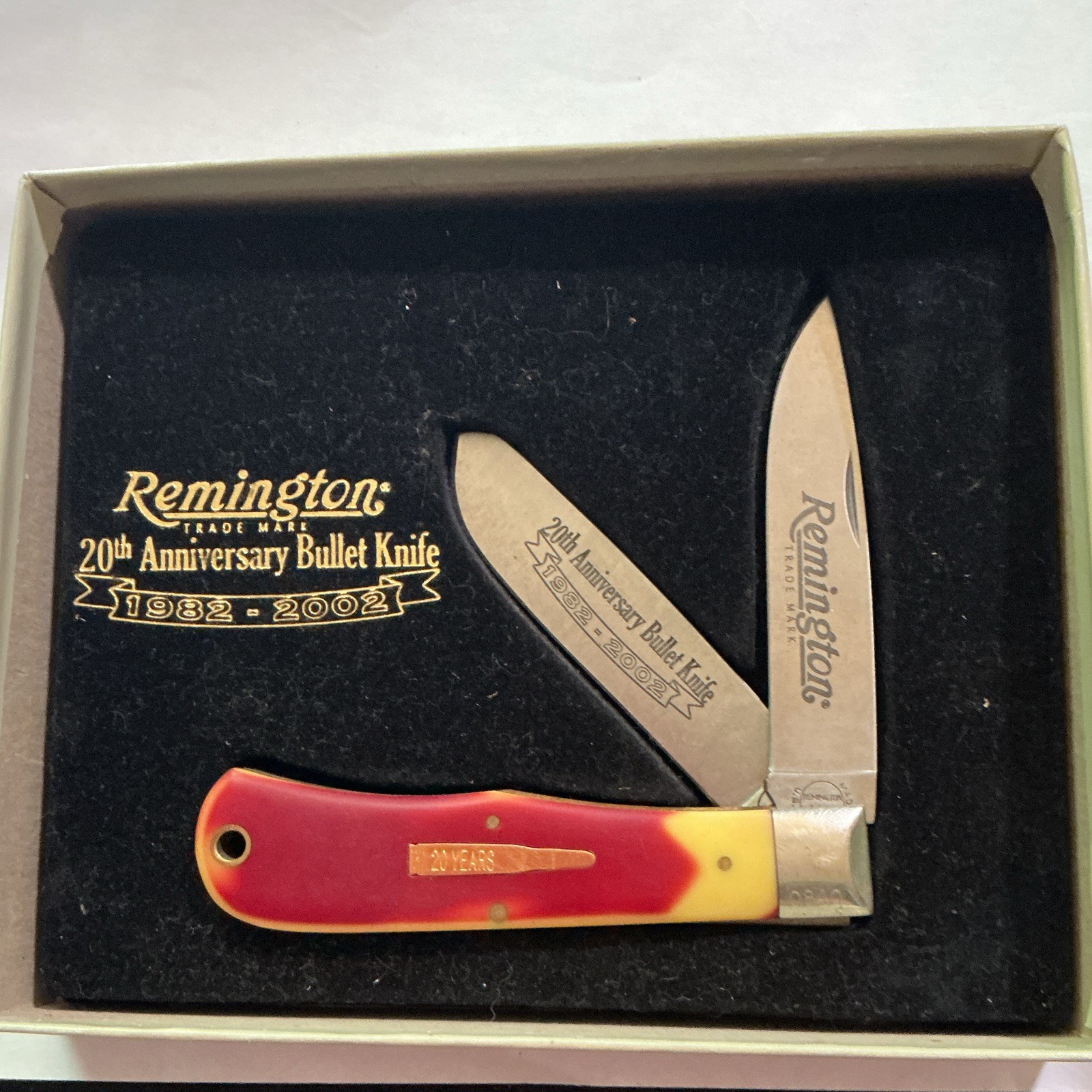 Remington 20th Anniversary Bullet Knife R1123-6 2-Blade SS Slipjoint 2002