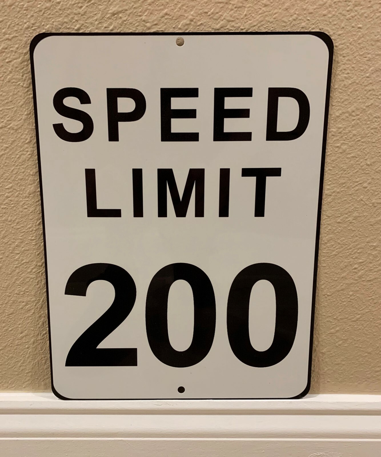 SPEED LIMIT 200 MPH - NEW ALUMINUM SIGN - 9 SPEED LIMIT 200 MPH - NEW ALUMINUM SIGN - 9