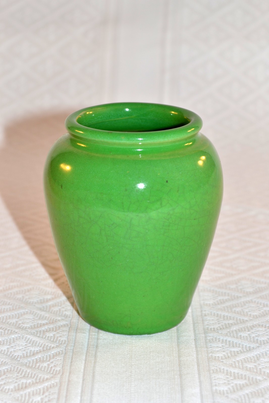 Green Stoneware Vase by Govancroft Pottery (Glasgow) Size Approx.: 9 cm x 7.5 cm