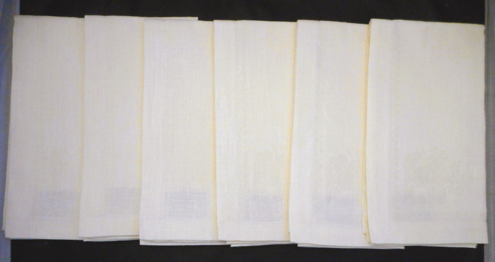 6 Vtg Williams Sonoma Dinner Napkins Cream 100% Linen Tonal Russia 22