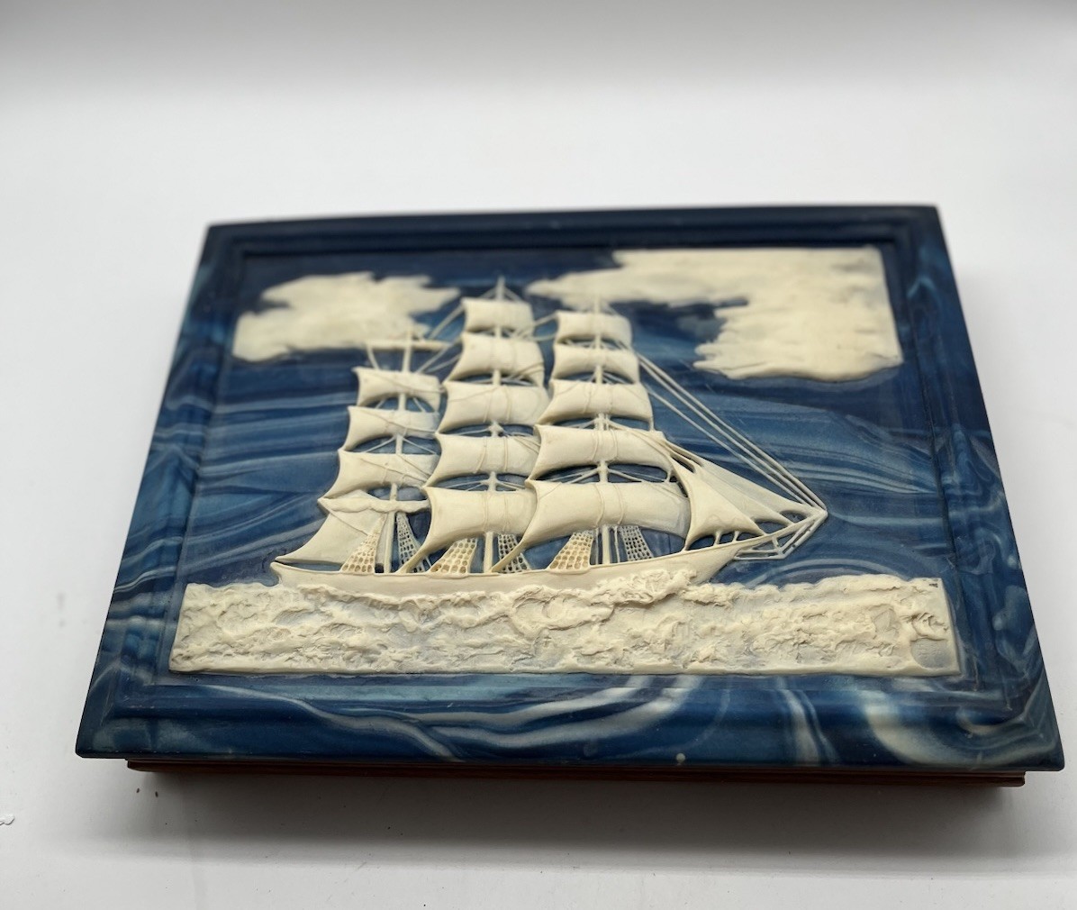 Vintage Dante Mahogany Incolay Clipper Ship Nautical Men’s Dresser Jewelry Box