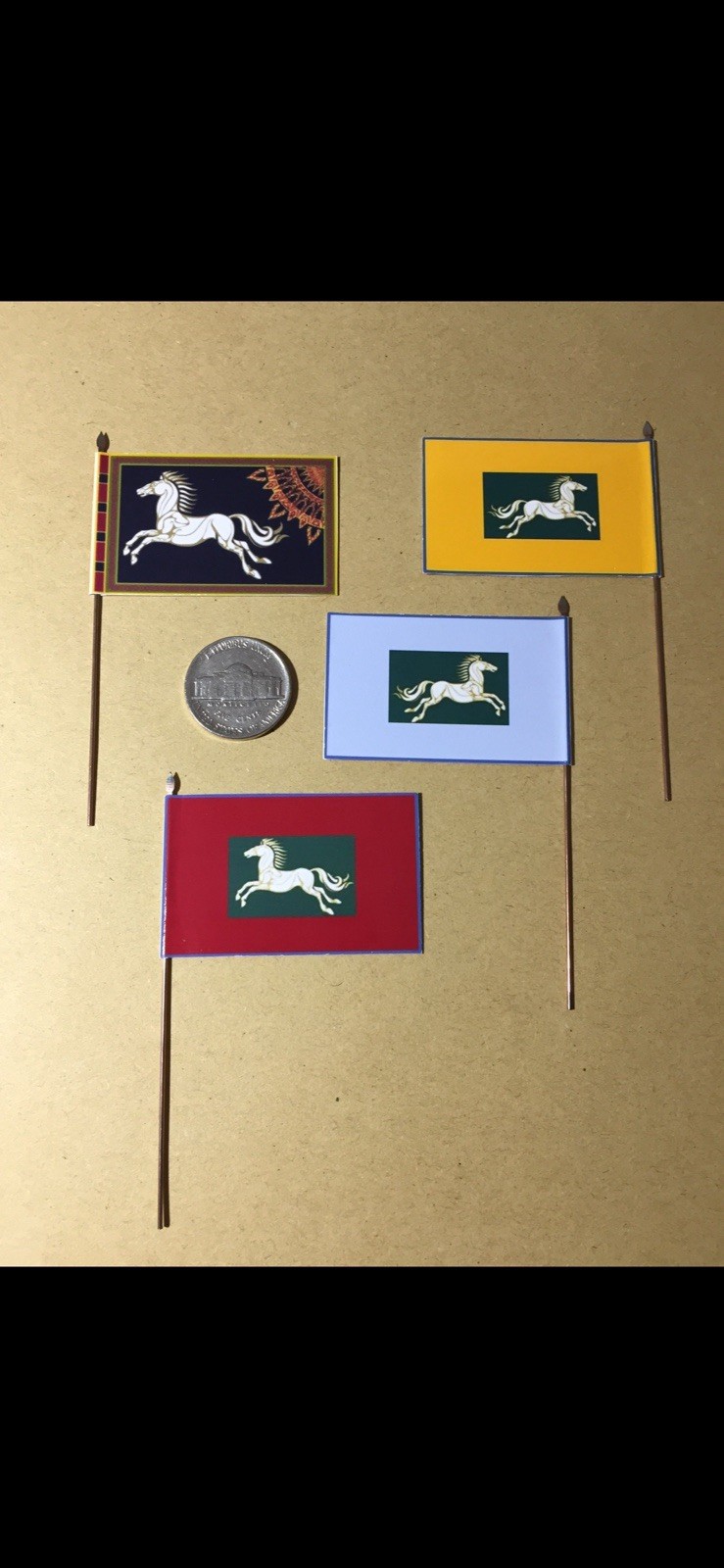 4x 28mm LOTR Lord Of The Rings Riders ROHAN Banner Flag Ready On Metal Flagpole