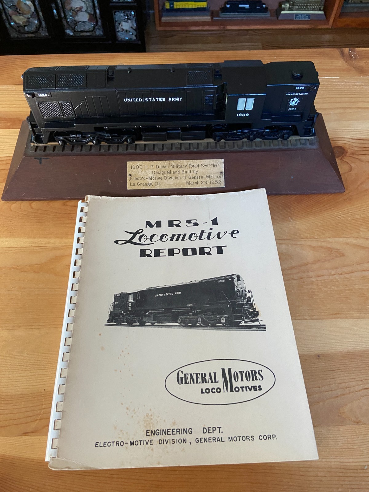 EMD Electro Motive General Motors GM Locomotives US Army MRS-1 Plaster Model