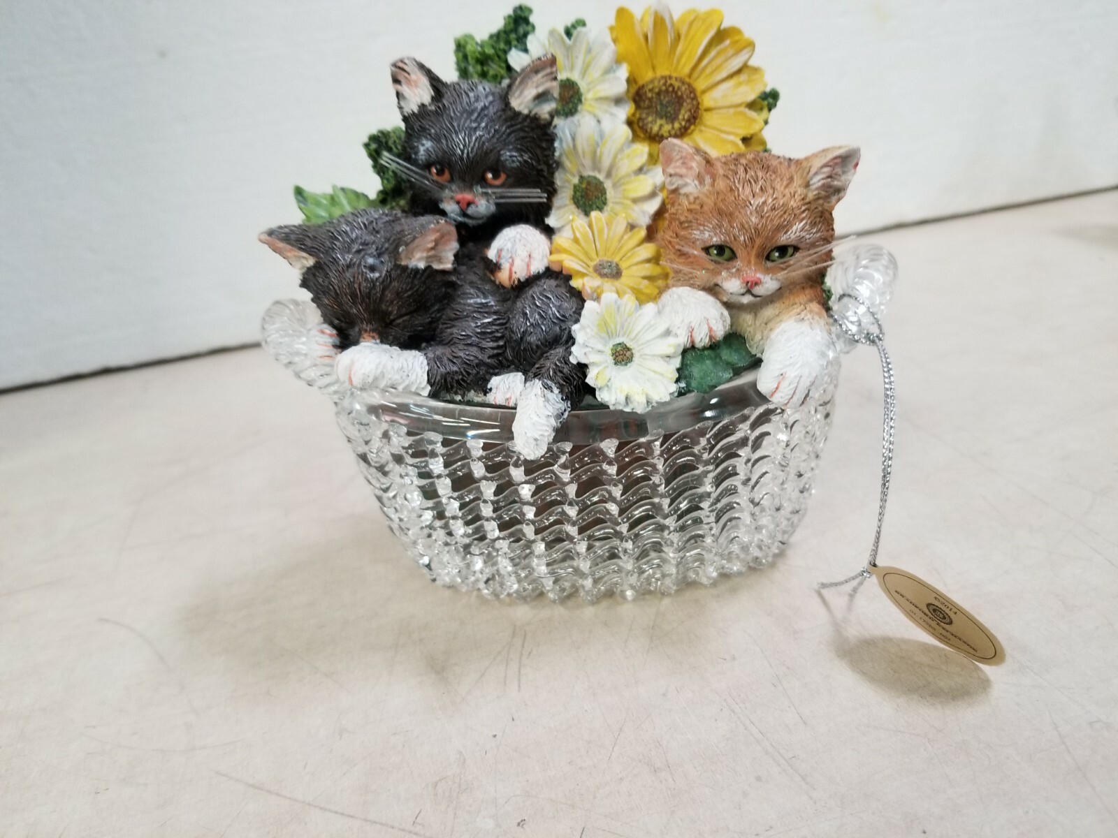 Purr-ecious as a Daisy Cat Figurine