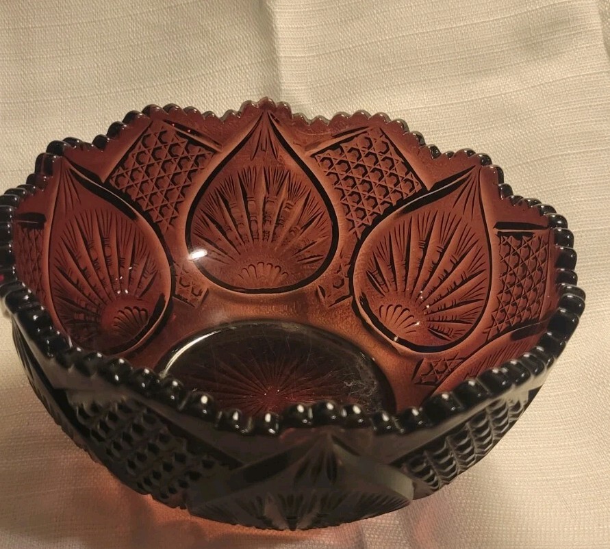 Vintage Amethyst Purple Glass Bowl Sawtooth Edge Cut Glass 