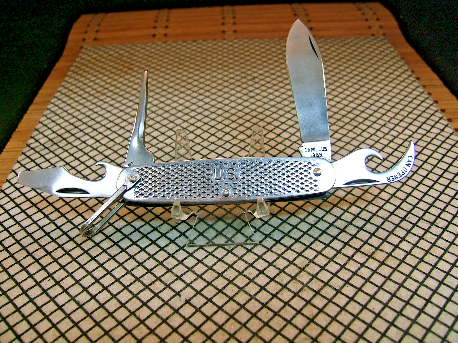 US MILITARY ISSUE CAMILLUS VINTAGE 1989 SURVIVAL MULTI-TOOL FOLD POCKET KNIFEE