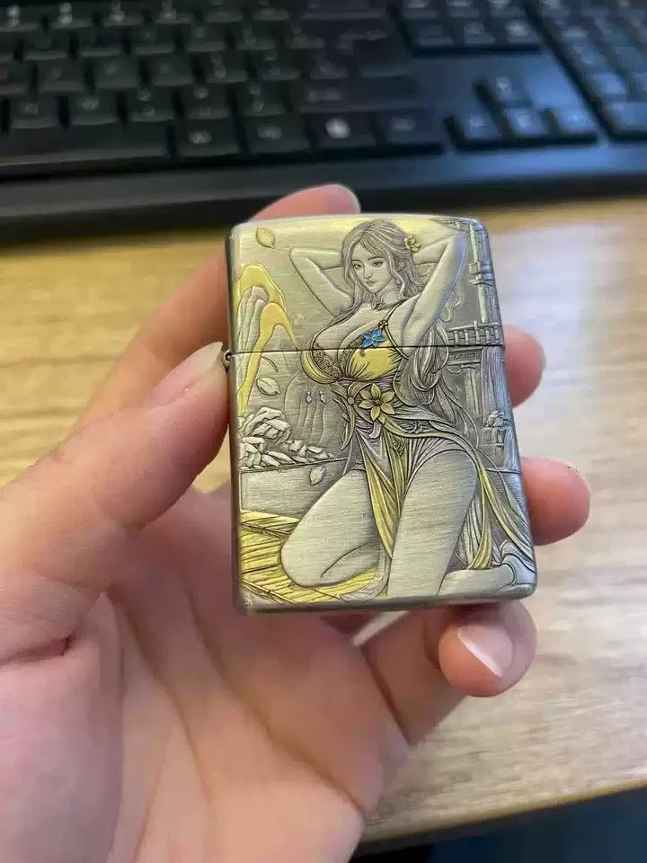 Lady 3D Relief Enamel Engraved Zippo Armor Smoked Silver Gift