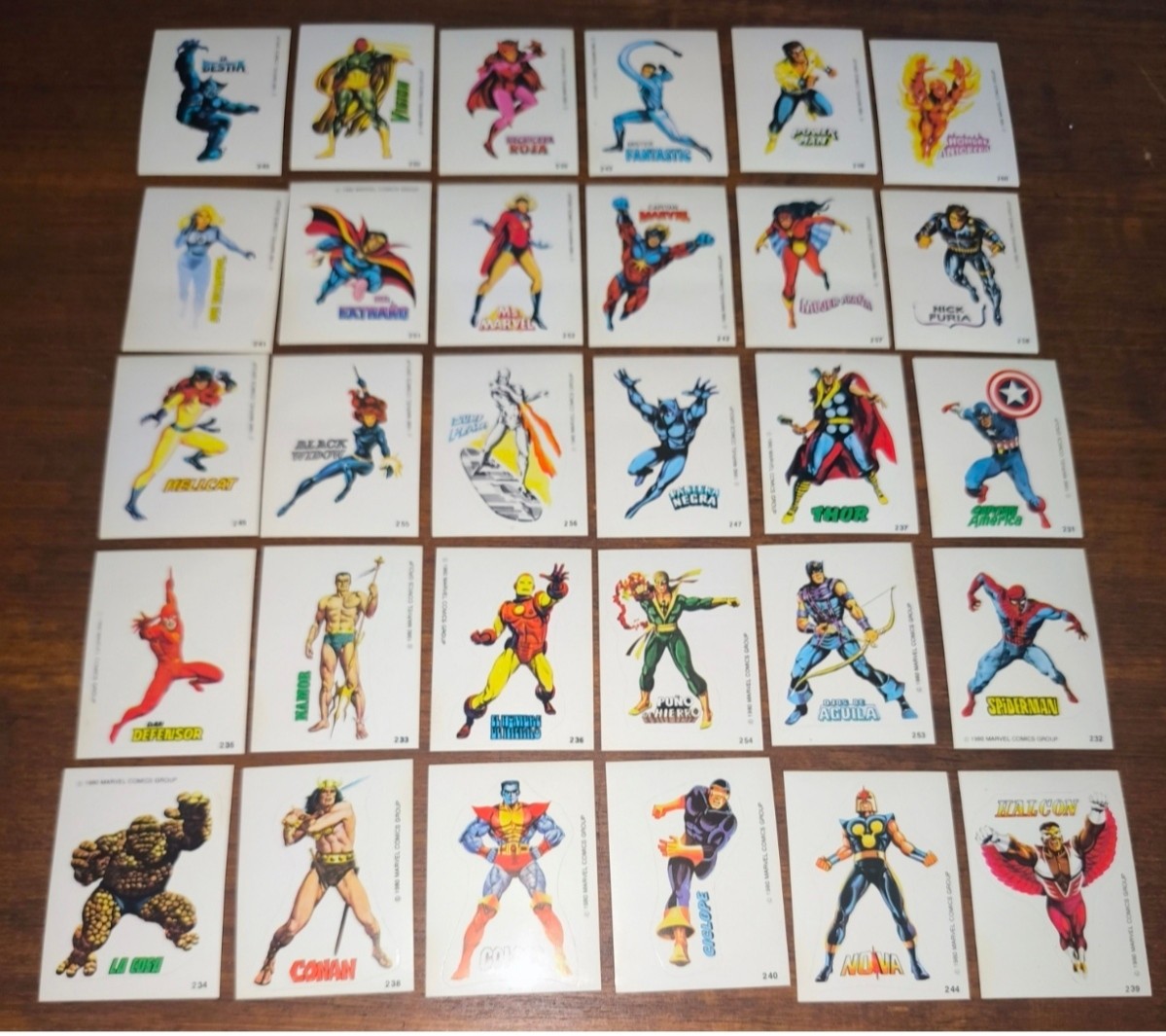 1980 Marvel Superheroes Terrabusi. Complete set of 30 sticker cards. Original