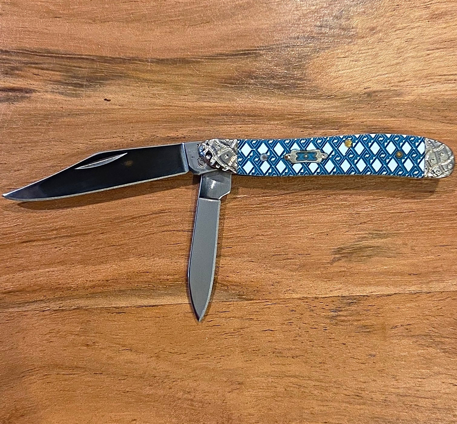🔥 Case XX Celtic Maze Peanut by Wild Horse Customs RARE 🔥 🔥 Case XX Celtic Maze Peanut by Wild Horse Customs RARE 🔥