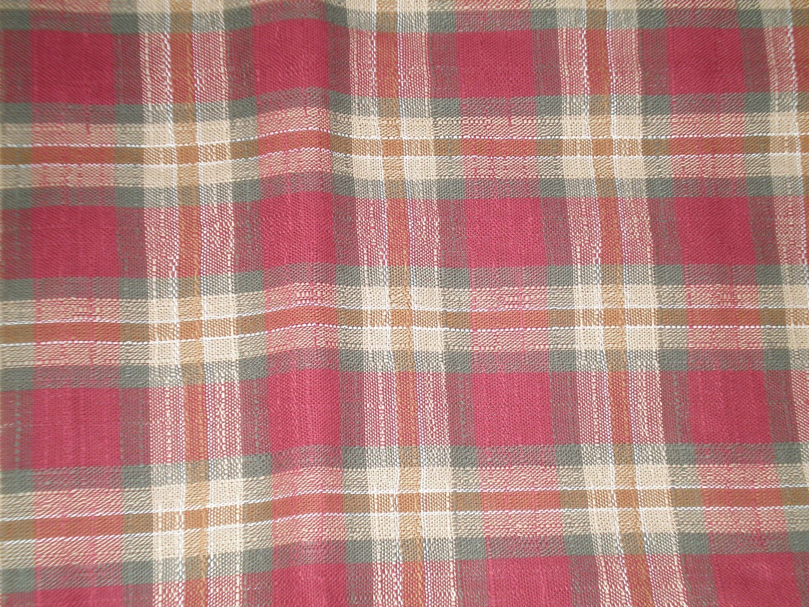 Longaberger 36” Fabric Square - Orchard Park Plaid