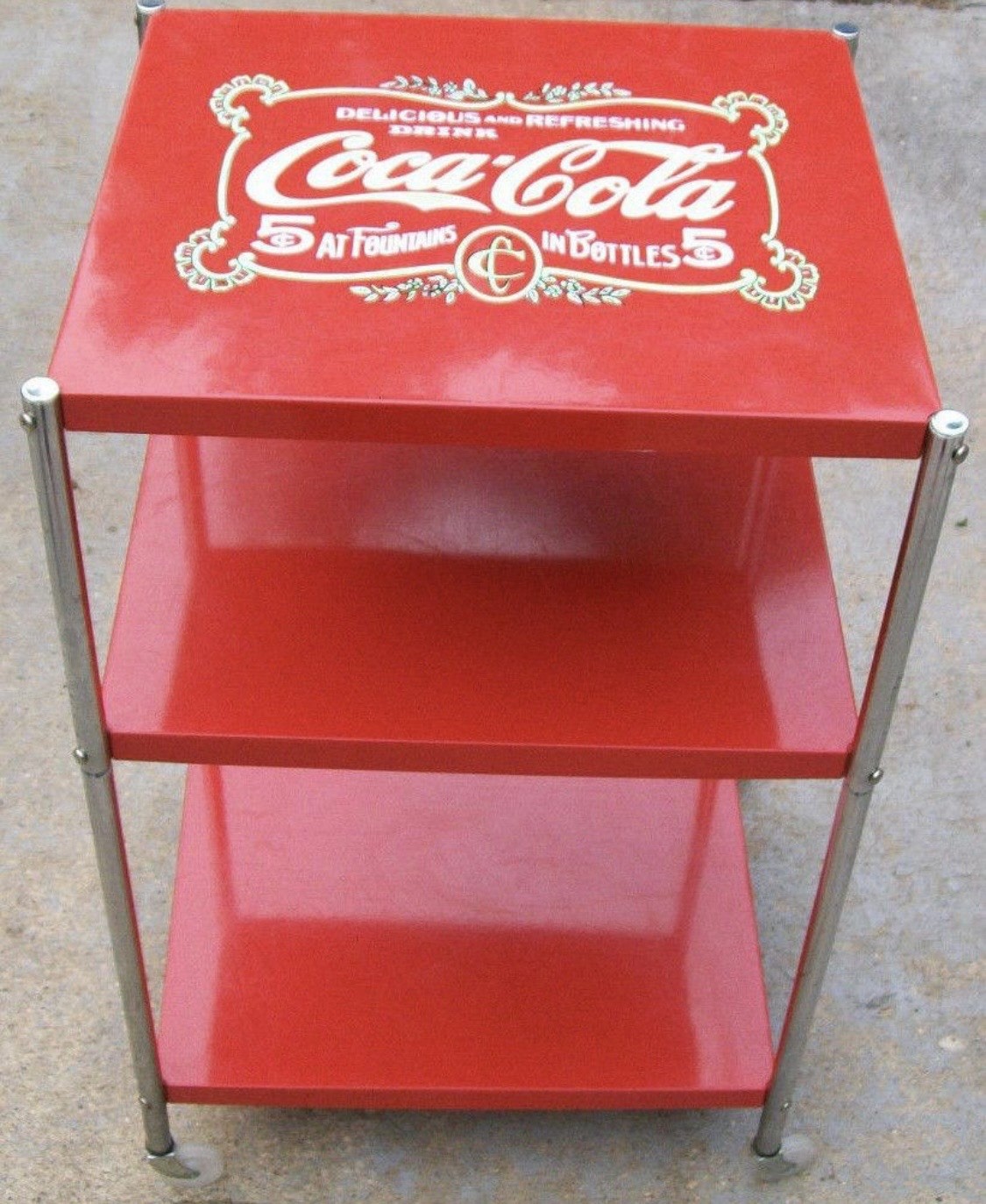 Coke a Cola collectibles Table 28x18x16, Brand New Inbox