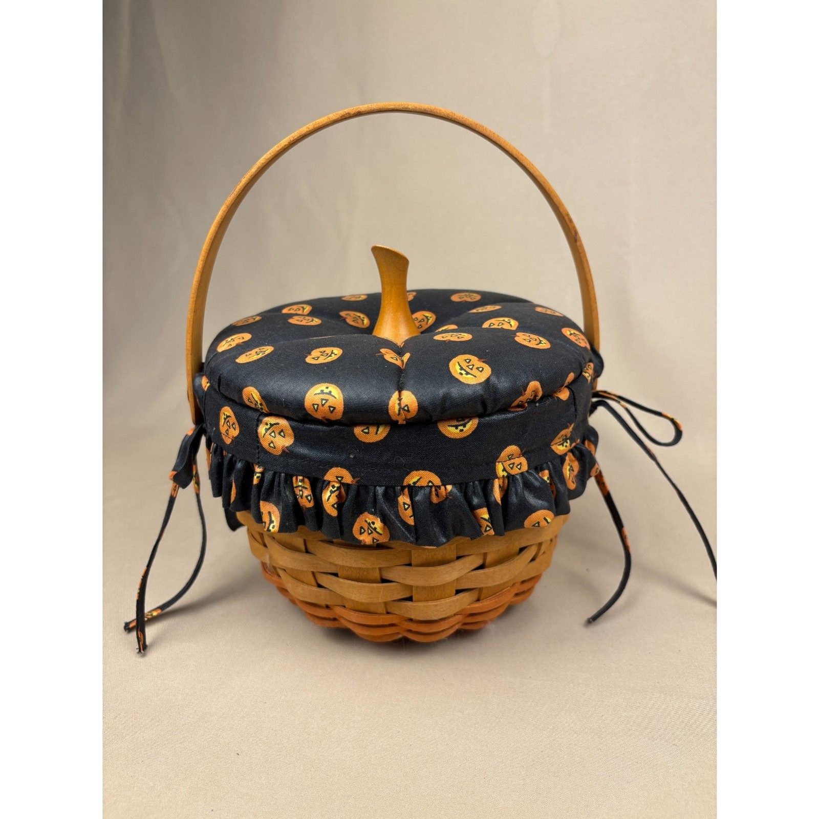 Vintage 1996 Longaberger Small Pumpkin Basket Vintage 1996 Longaberger Small Pumpkin Basket