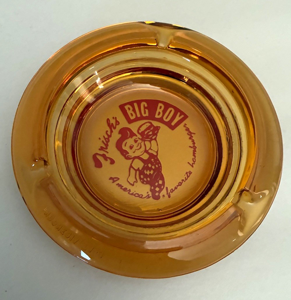 Big Boy Amber Glass Advertising Ashtray Restaurant & Fast Food 