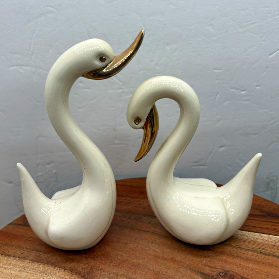 Vtg Pair White Ceramic Swan Bird Figurines with Gold Beaks