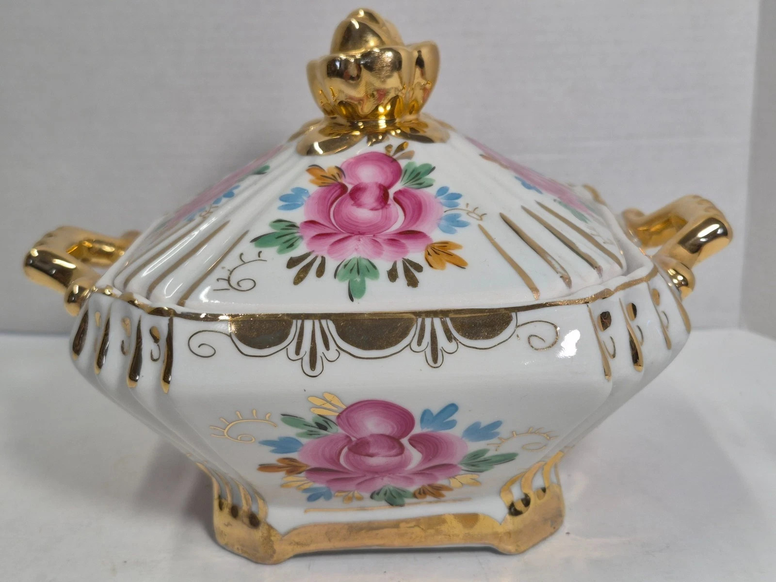 RUSSIAN Hand-Painted Gold Trim Porcelain Sugar/Candy Lidded Dish GZHEL