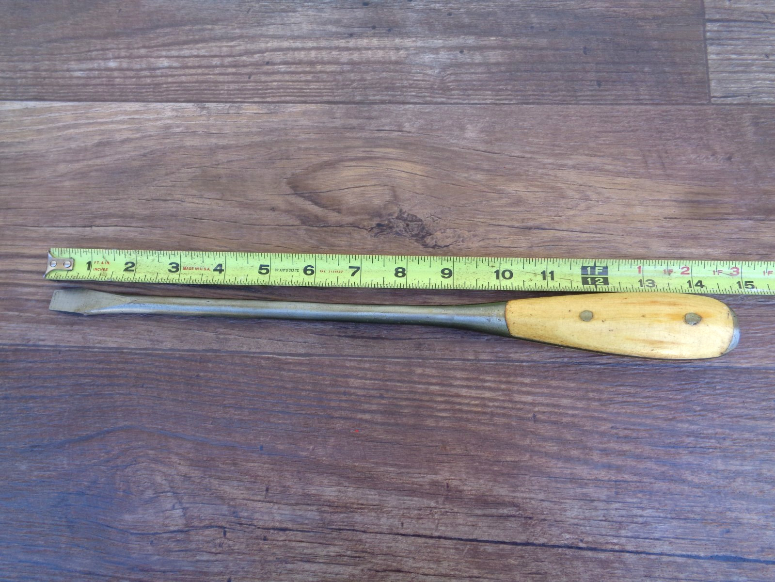 Vintage IRWIN Slotted Screwdriver Split Wood Handle 10” Shank 1/2” Tip