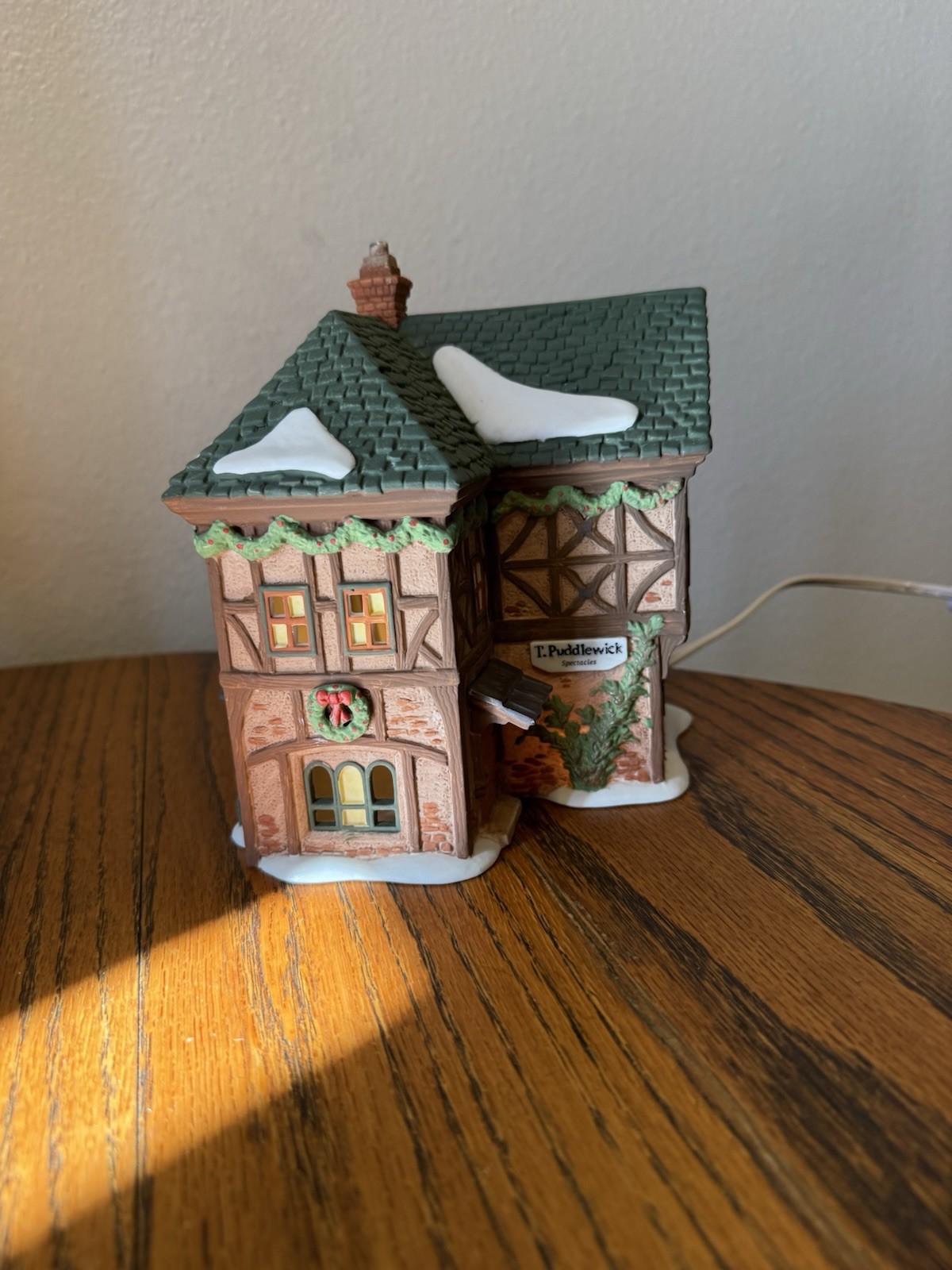 department 56 dickens village Apartment Working Zero Flaws department 56 dickens village Apartment Working Zero Flaws