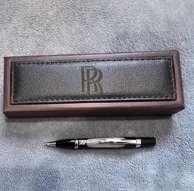 RARE “Rolls Royce” novelty Logo Pen Black ink & original Leather Box From Japan