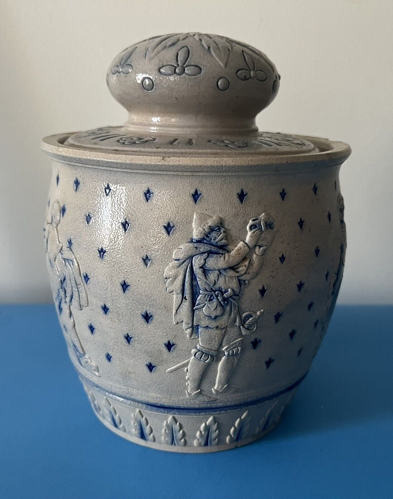 Antique GERZ Stoneware B10 Tobacco Jar Humidor Renaissance Figures