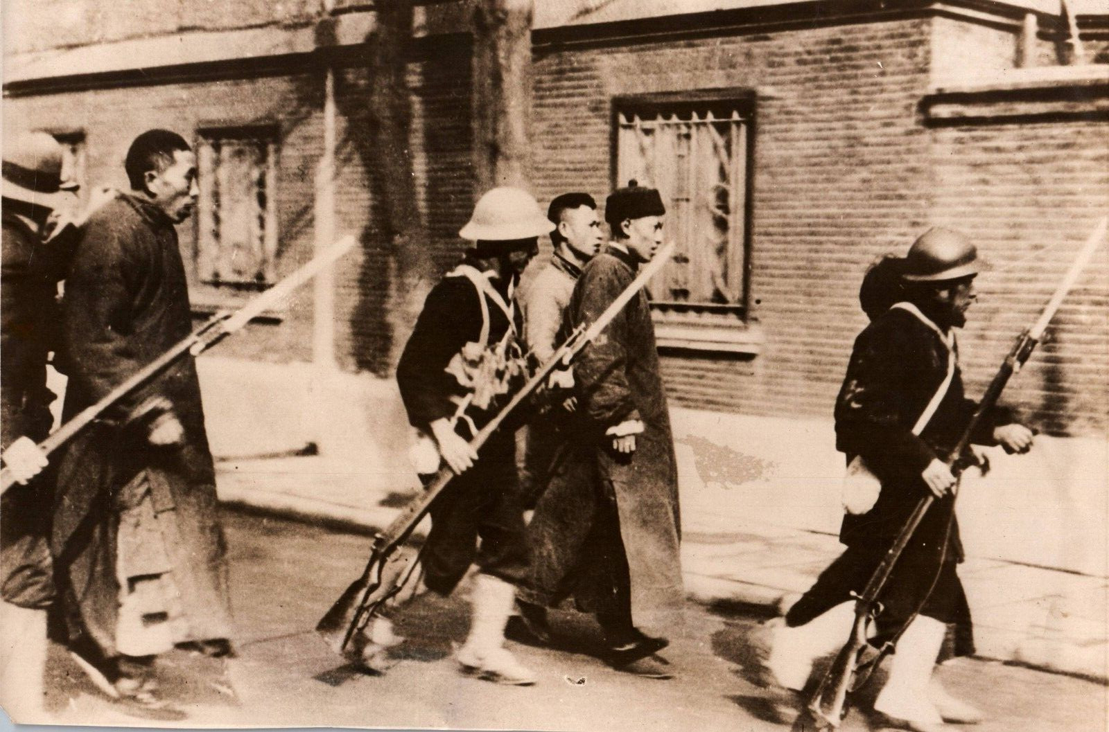 1932 CHINESE WAR FLOYD GIBBONS INTERVIEW NOMURA PRESS SHANGHAI PHOTO C46