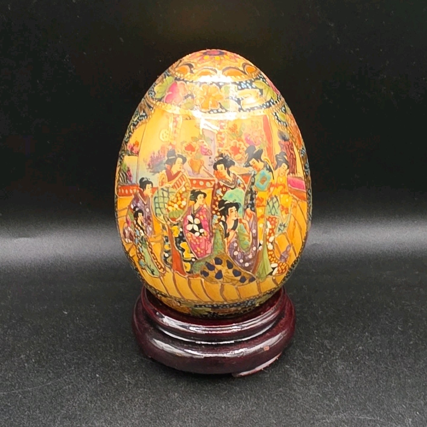 5 inch Hand Painted Ceramic Satsuma Geisha Collector Egg Asian Art Design