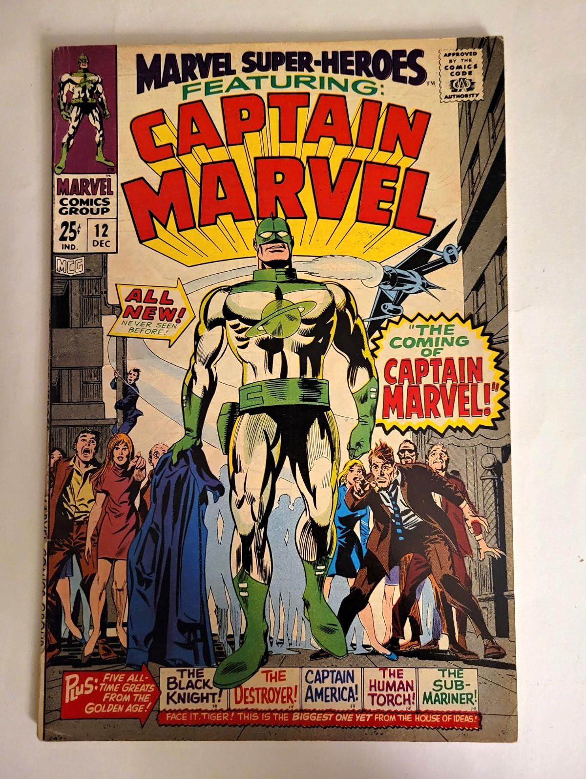 Marvel Super-Heroes #12 Marvel Comics 1967 Captain Marvel Stan Lee Gene Colan Marvel Super-Heroes #12 Marvel Comics 1967 Captain Marvel Stan Lee Gene Colan